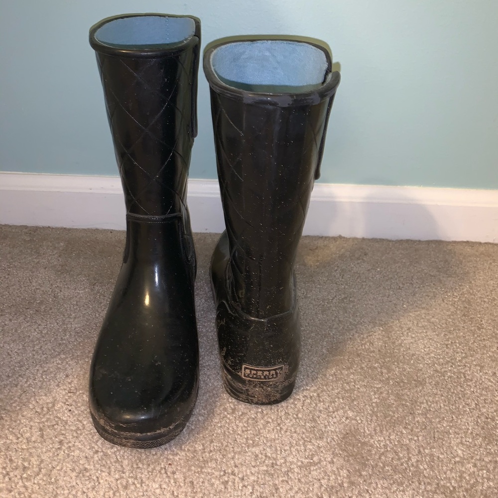 Sperry black rain boots